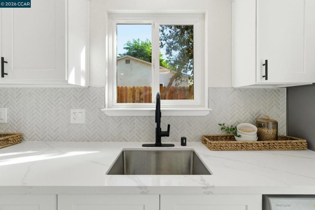 Image 21 of property listing at 1342 Maryland Dr, Concord, CA 94521