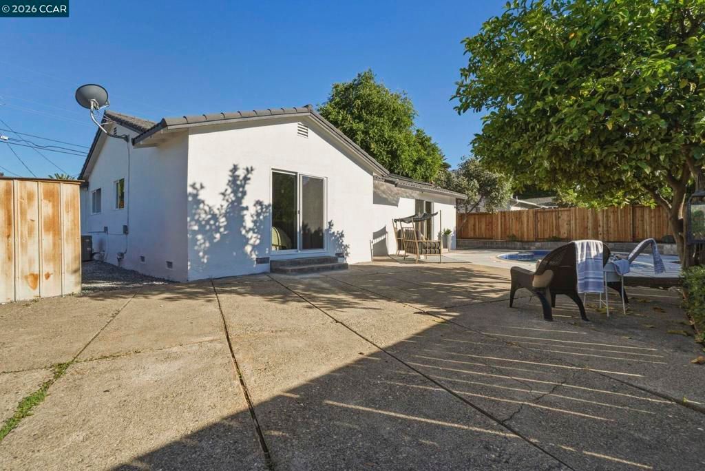Image 42 of property listing at 1342 Maryland Dr, Concord, CA 94521