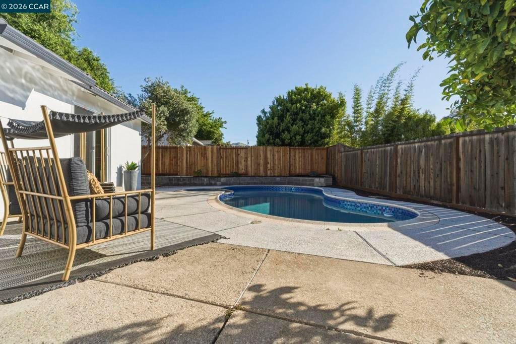 Image 43 of property listing at 1342 Maryland Dr, Concord, CA 94521