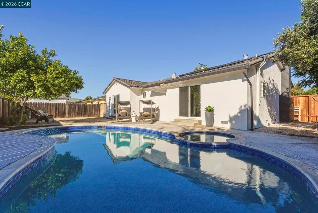 Image 46 of property listing at 1342 Maryland Dr, Concord, CA 94521