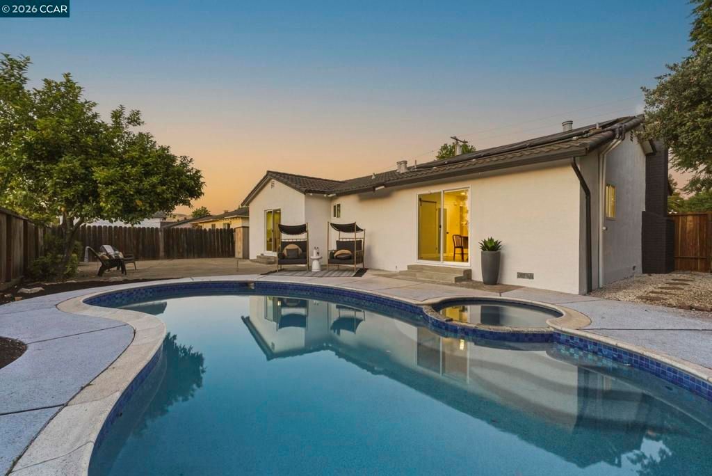 Image 49 of property listing at 1342 Maryland Dr, Concord, CA 94521