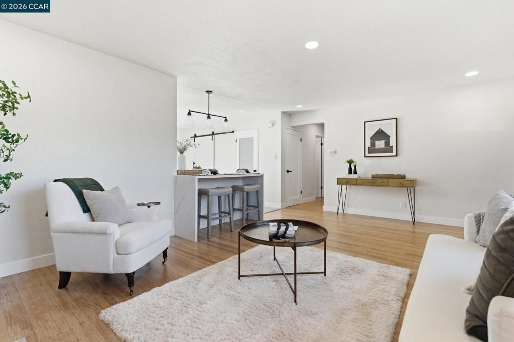 Image 8 of property listing at 1342 Maryland Dr, Concord, CA 94521