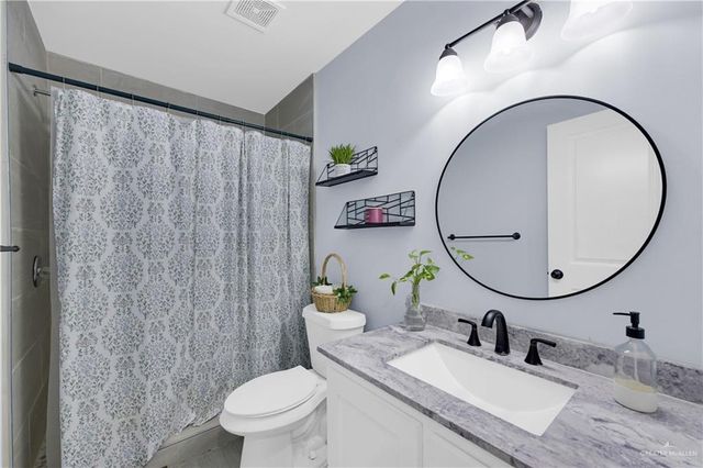 10514 Crocosmia Lane, Edcouch, TX 78538