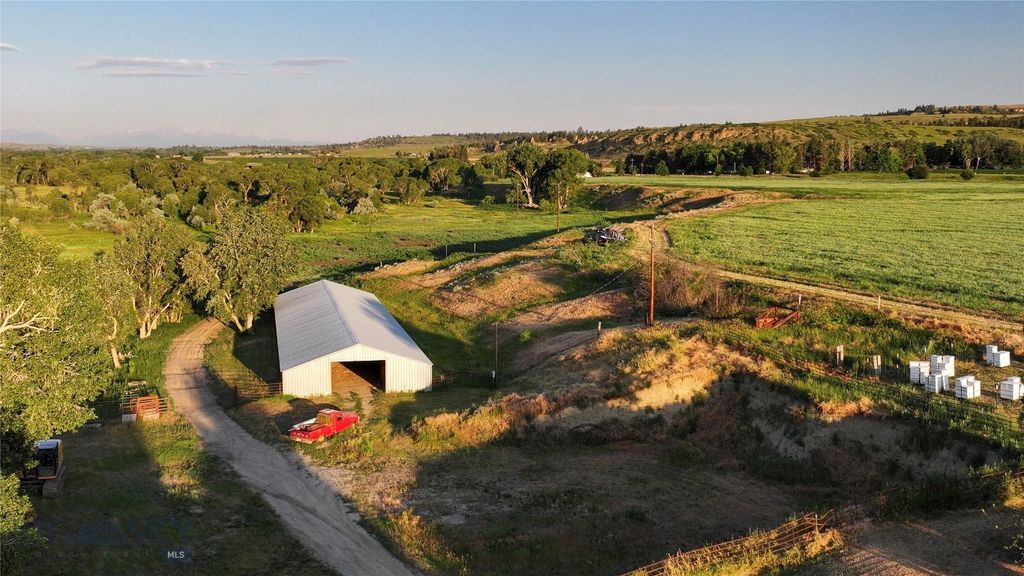 9786 US Hwy 212, Joliet, MT 59041 photo 19