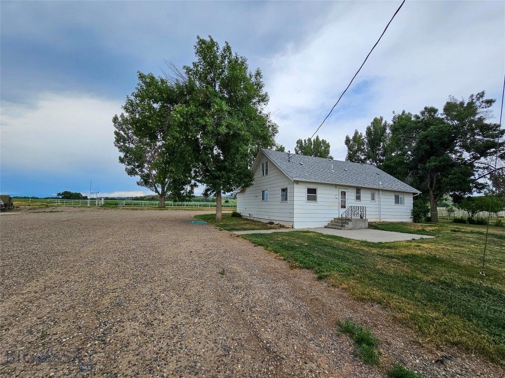 9786 US Hwy 212, Joliet, MT 59041 photo 27