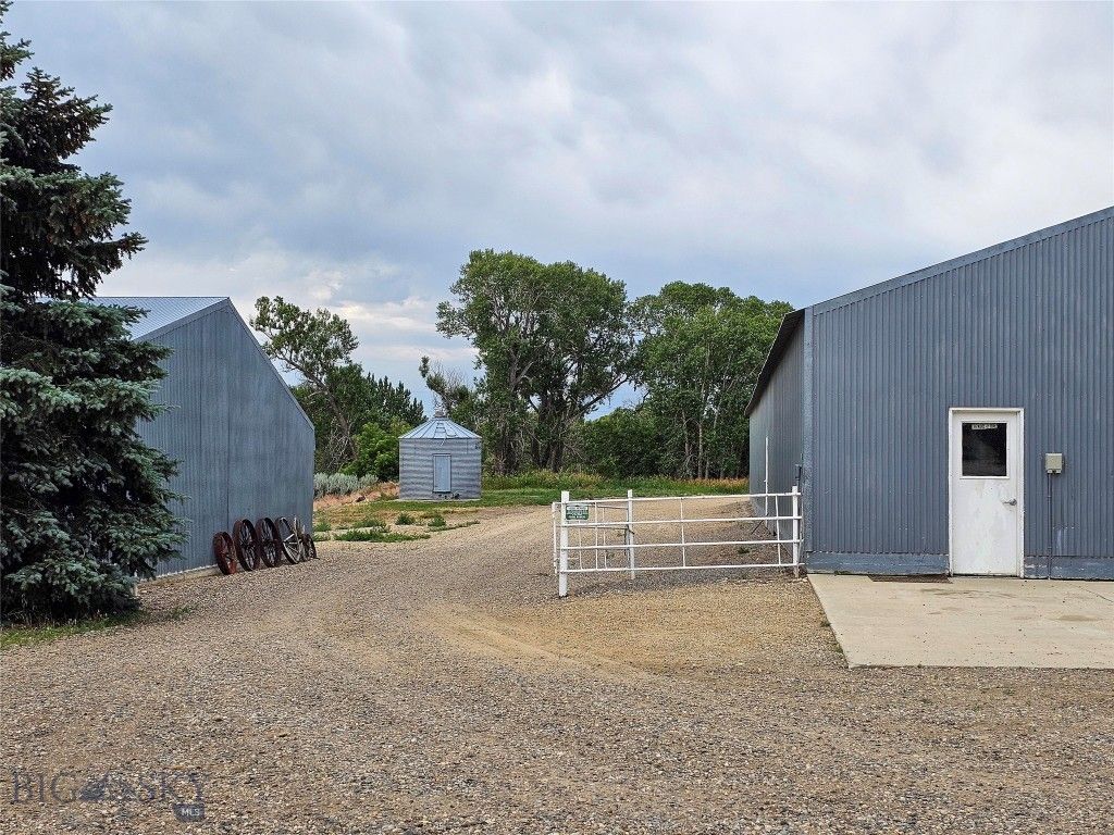 9786 US Hwy 212, Joliet, MT 59041 photo 36