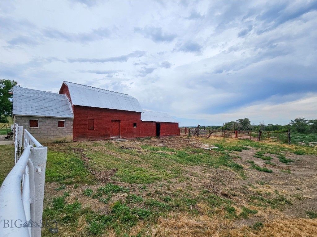 9786 US Hwy 212, Joliet, MT 59041 photo 38