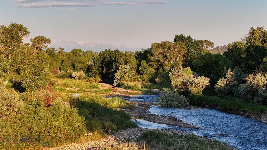 9786 US Hwy 212, Joliet, MT 59041 photo 4