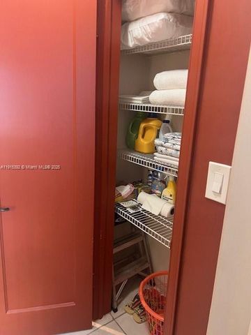 651 SW 11th St 15W, Miami, FL 33129