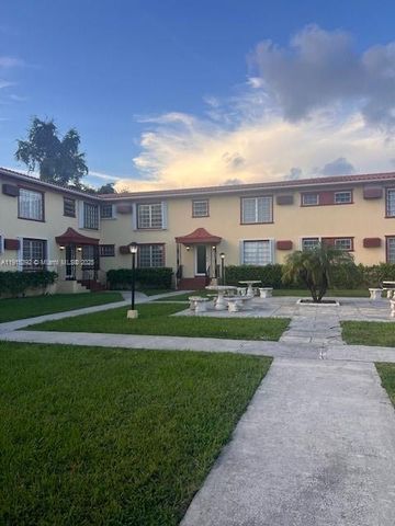 651 SW 11th St 15W, Miami, FL 33129