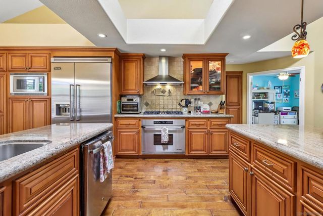 9086 Hunter Pass, Alpine, CA 91901