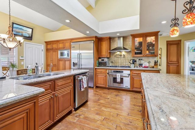 9086 Hunter Pass, Alpine, CA 91901