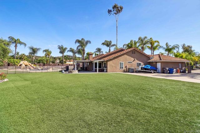 9086 Hunter Pass, Alpine, CA 91901