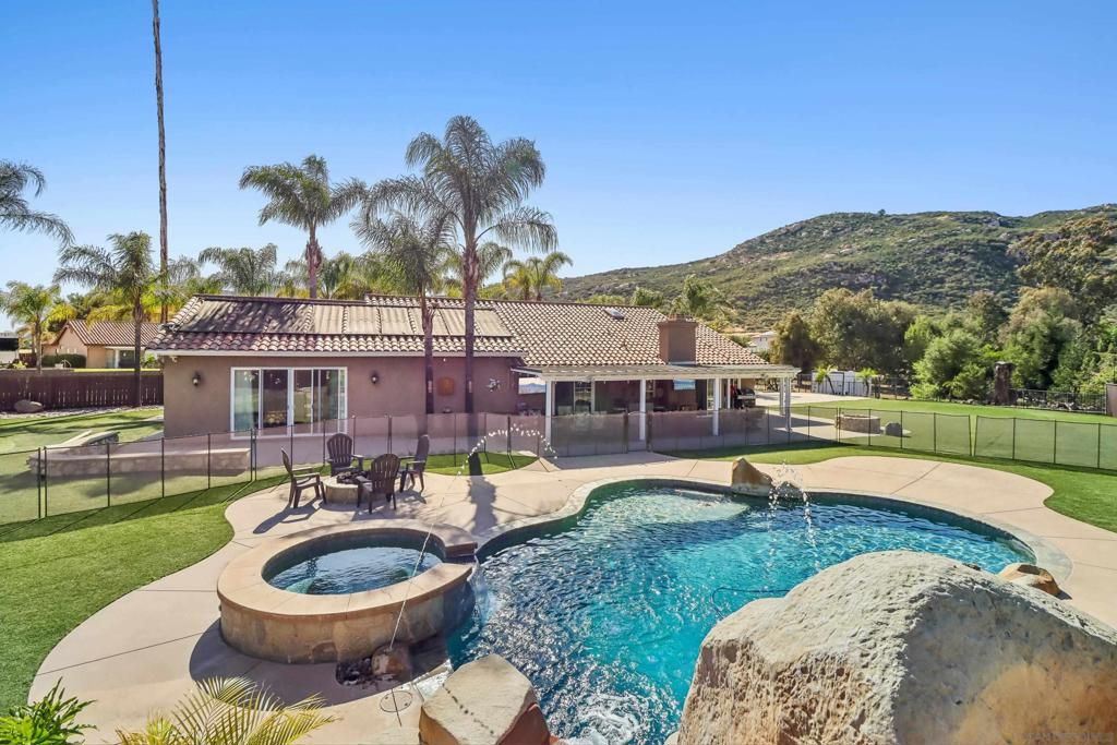 9086 Hunter Pass, Alpine, CA 91901