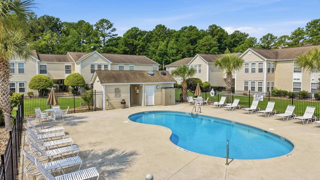 8550 Hopkins Cir Apt F, Surfside Beach, SC 29575