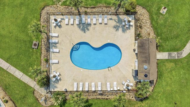 8550 Hopkins Cir Apt F, Surfside Beach, SC 29575