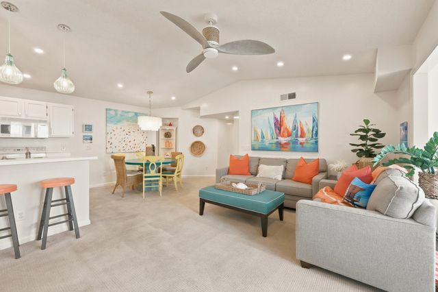 8550 Hopkins Cir Apt F, Surfside Beach, SC 29575