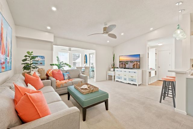 8550 Hopkins Cir Apt F, Surfside Beach, SC 29575
