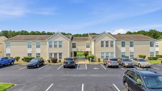 8550 Hopkins Cir Apt F, Surfside Beach, SC 29575