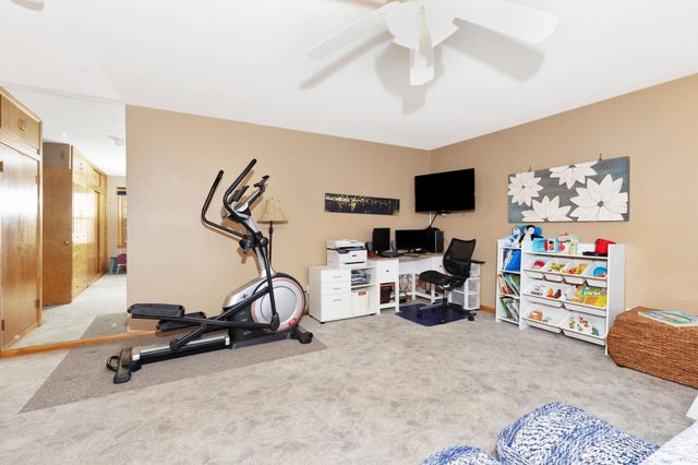 1707 Sunset Dr, Augusta, KS 67010