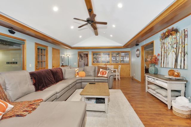 1707 Sunset Dr, Augusta, KS 67010