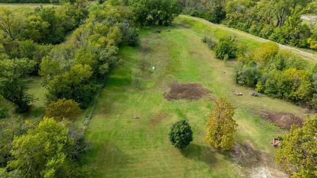 1707 Sunset Dr, Augusta, KS 67010