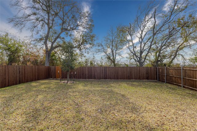 1901 Ashland Street, Mckinney, TX 75071