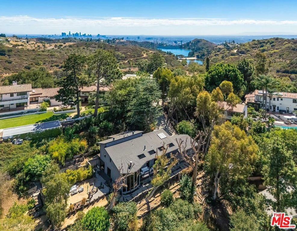 3583 Wonder View Drive, Los Angeles, CA 90068 — photo 3