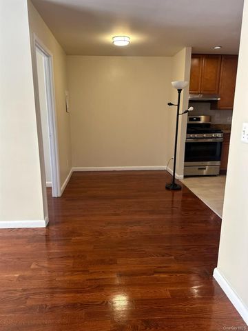 858 E 175th Street, Bronx, NY 10460