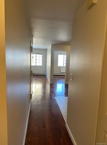 858 E 175th Street, Bronx, NY 10460