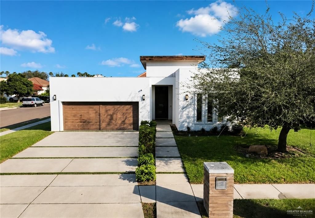 1824 Harvard Avenue, Mcallen, TX 78504