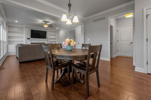 209 Angliana Drive, Nicholasville, KY 40356