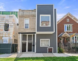 3303 W Hirsch Street 2, Chicago, IL 60651