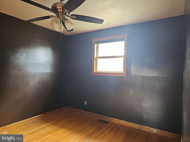 25 JONES AVE, Pennsville, NJ 08070