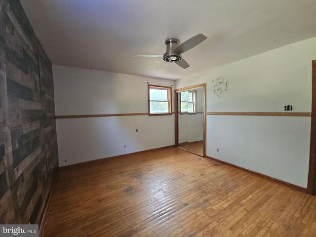 25 JONES AVE, Pennsville, NJ 08070