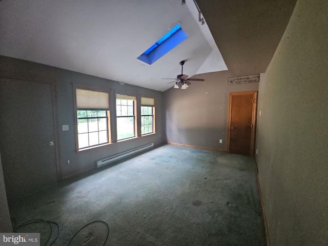 25 JONES AVE, Pennsville, NJ 08070