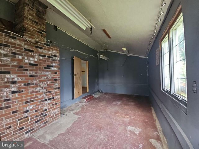 25 JONES AVE, Pennsville, NJ 08070