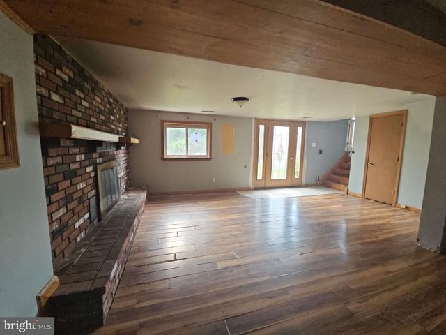 25 JONES AVE, Pennsville, NJ 08070