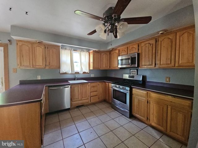 25 JONES AVE, Pennsville, NJ 08070