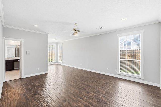 1201 Arbre Lane, Friendswood, TX 77546