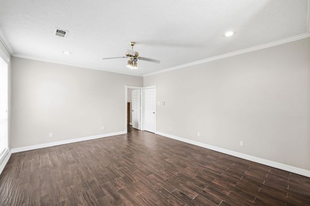 1201 Arbre Lane, Friendswood, TX 77546