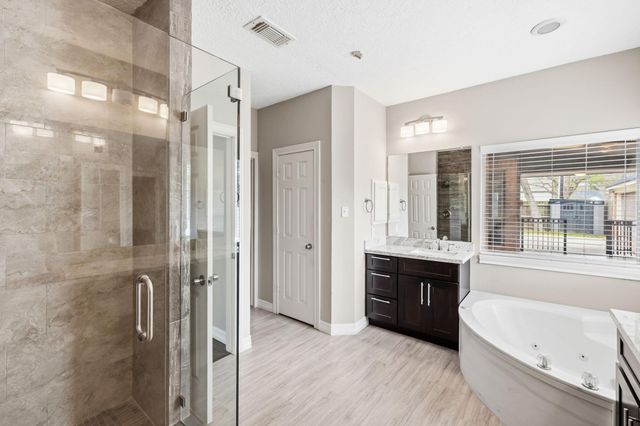 1201 Arbre Lane, Friendswood, TX 77546