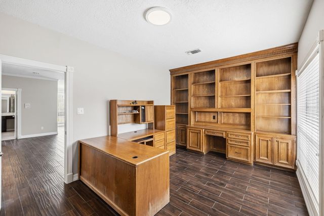 1201 Arbre Lane, Friendswood, TX 77546