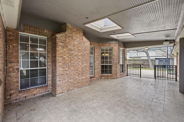 1201 Arbre Lane, Friendswood, TX 77546