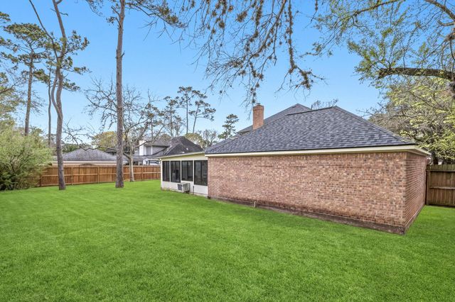 1201 Arbre Lane, Friendswood, TX 77546