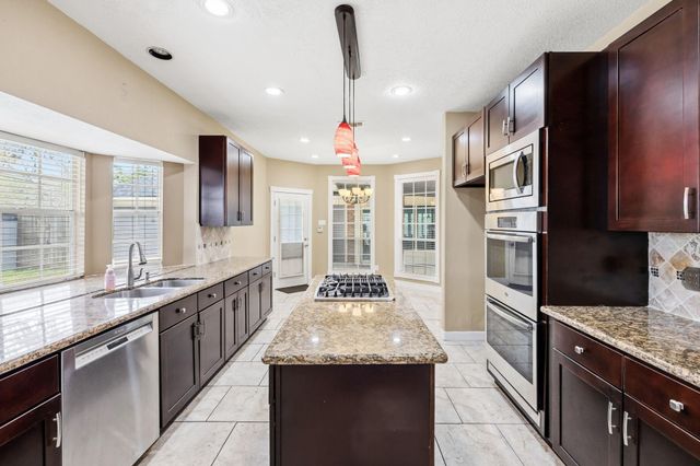 1201 Arbre Lane, Friendswood, TX 77546