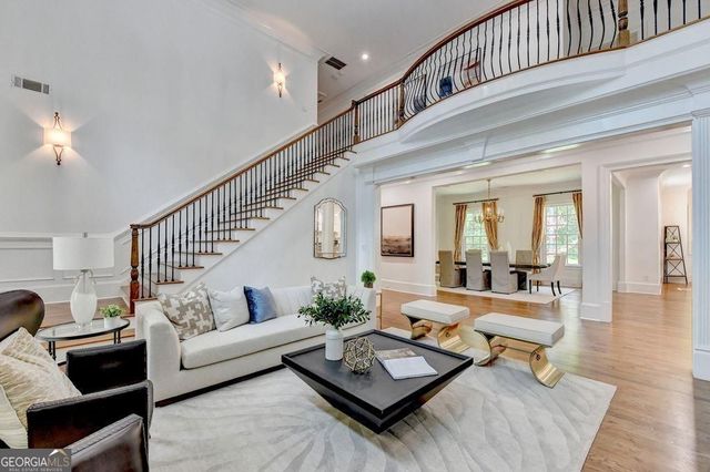 5505 Long Island Drive, Sandy Springs, GA 30327