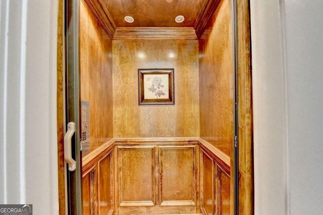 5505 Long Island Drive, Sandy Springs, GA 30327