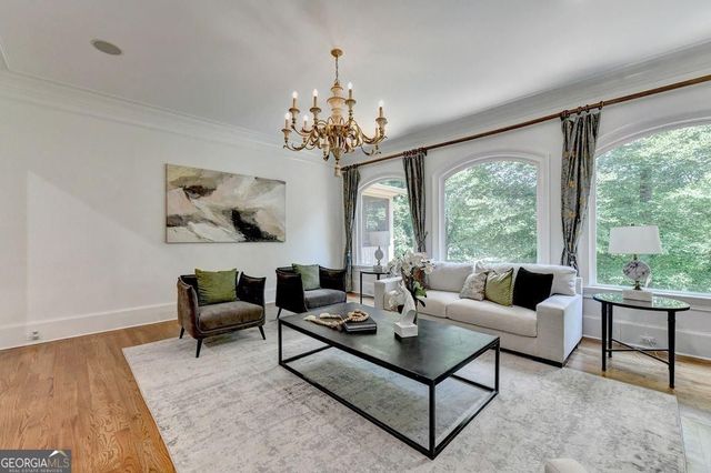 5505 Long Island Drive, Sandy Springs, GA 30327