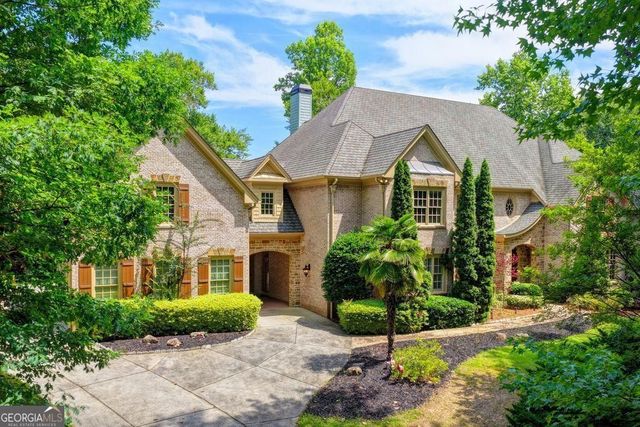 5505 Long Island Drive, Sandy Springs, GA 30327